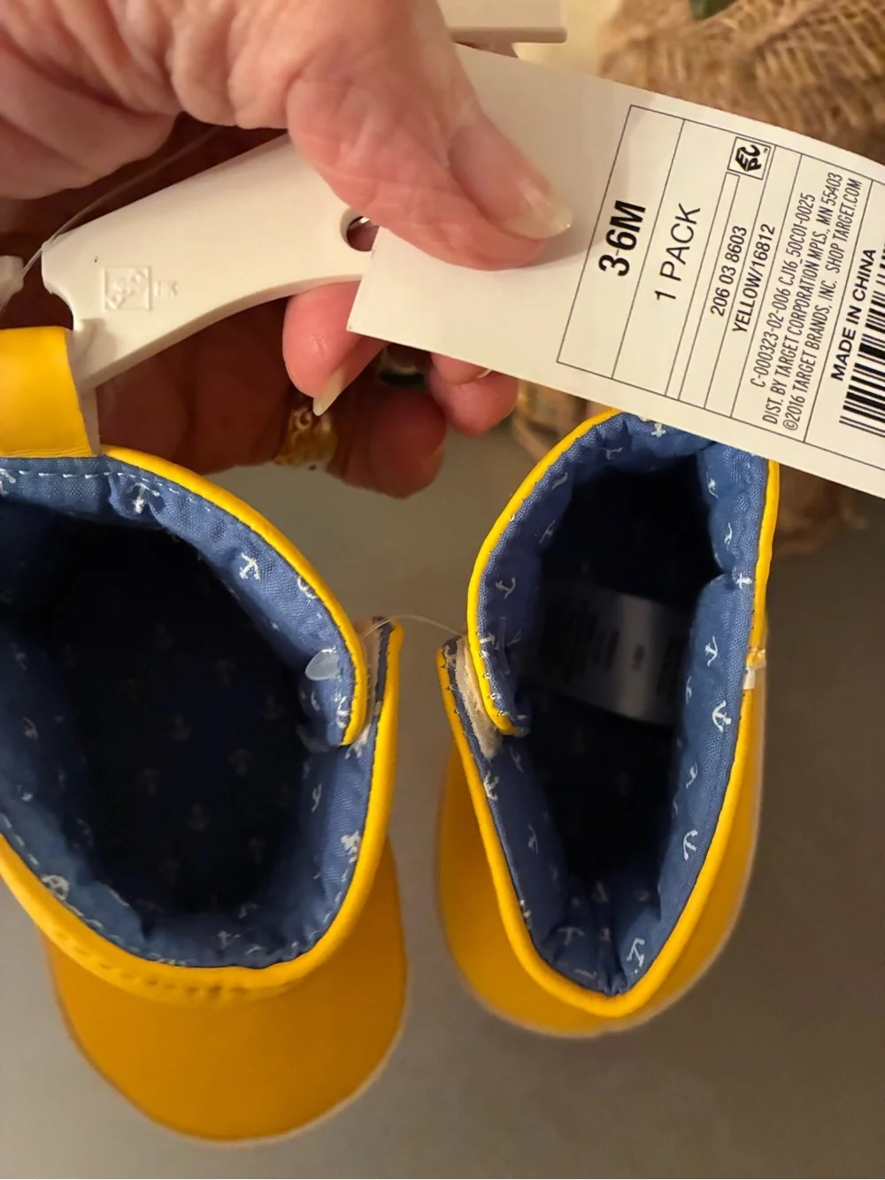 Cat & Jack, NEW WITH TAGS, pre-walker infant BRIGHT LEMON YELLOW rain boots.